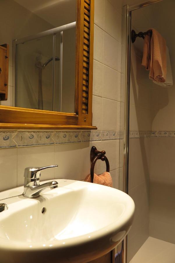Apartamentos Casa Pochetas Биелса Екстериор снимка